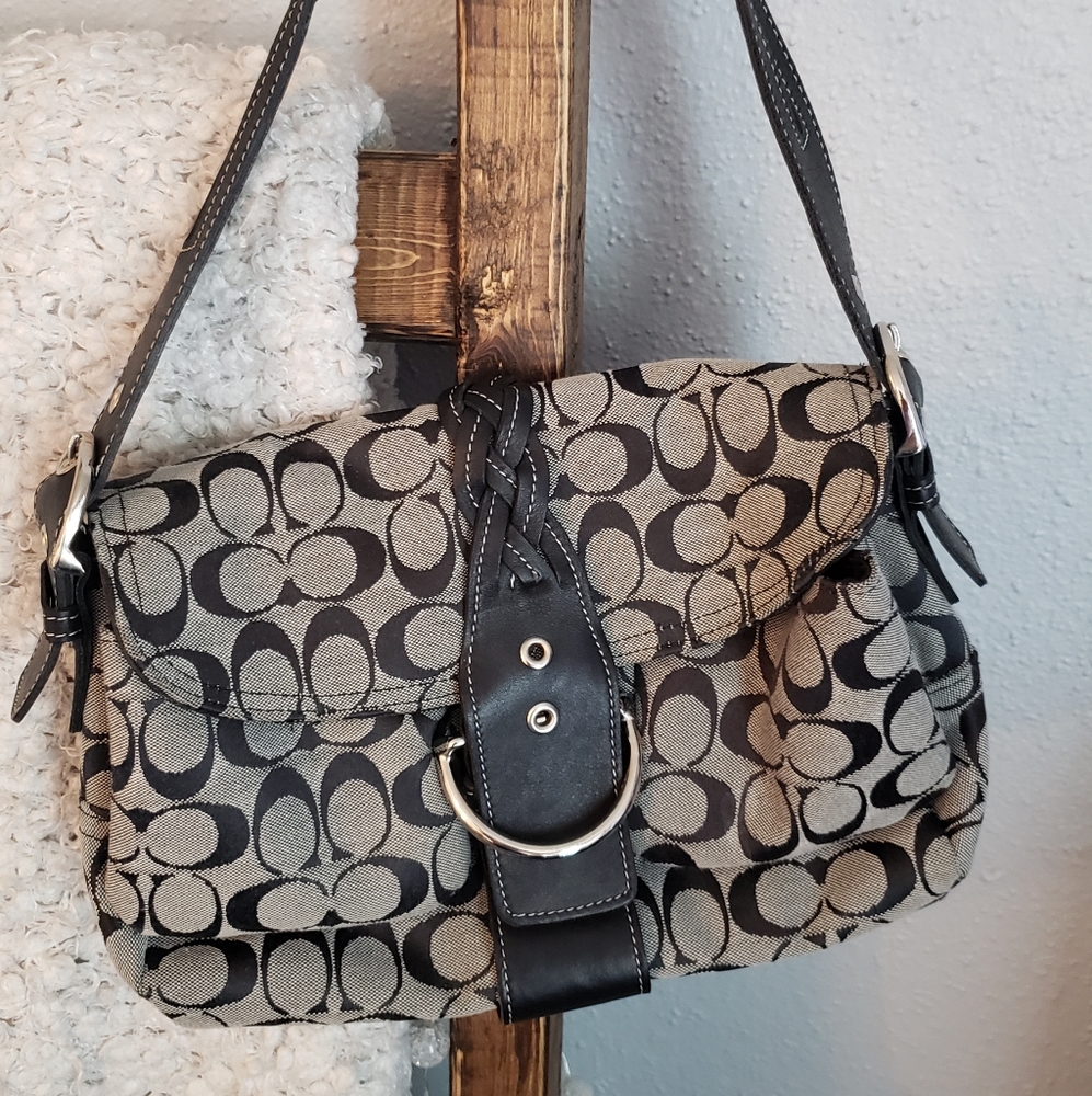 Coach Signature Black & Grey Shoulder Bag